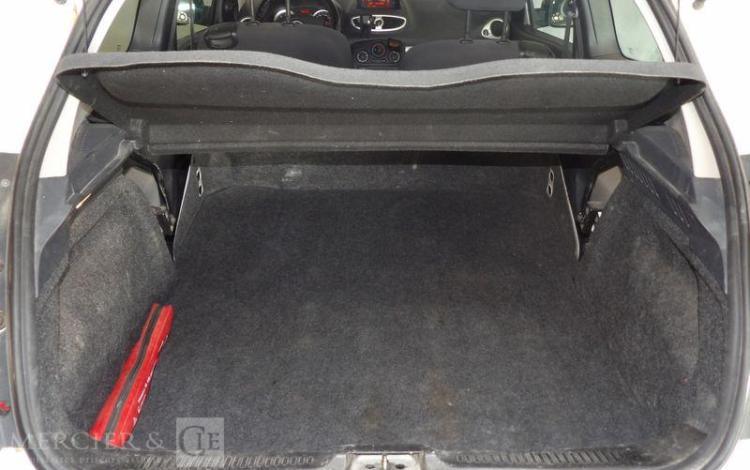 RENAULT CLIO STE 75CH AIR  BW-466-RG