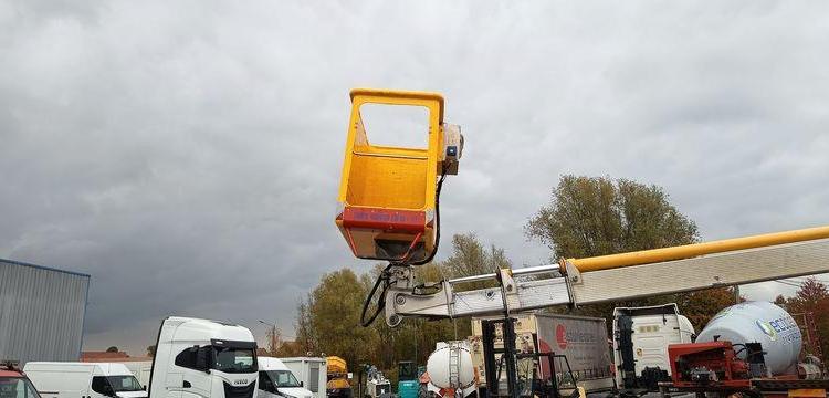 IVECO 35S11   EQUIPE NACELLE 16M  BY-337-SD
