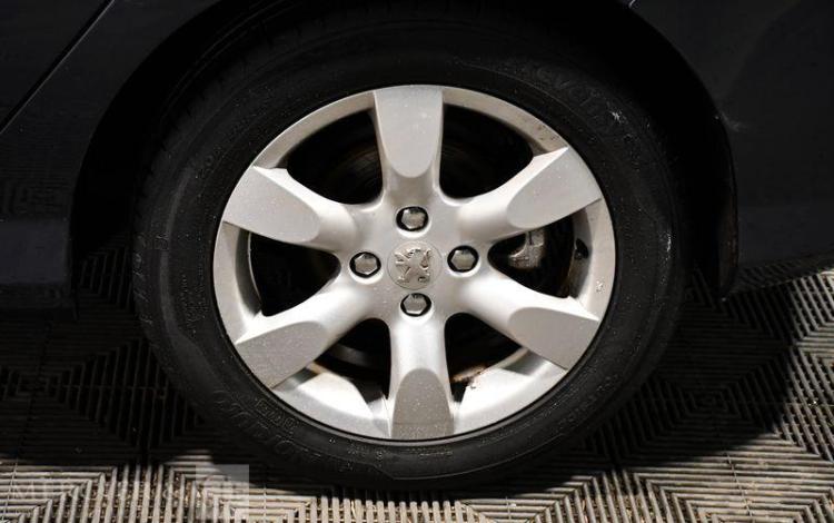 PEUGEOT 308 GRIS CA-033-GC