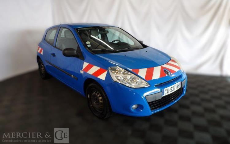 RENAULT CLIO  CA-937-NH