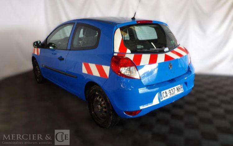 RENAULT CLIO  CA-937-NH