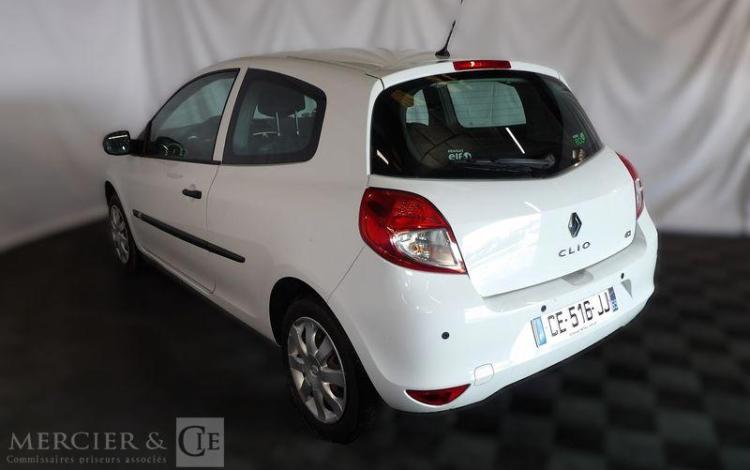 RENAULT CLIO III  CE-516-JJ