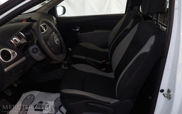RENAULT CLIO DCI  CE-596-JJ
