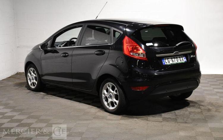 FORD FIESTA 1.6 TDCI 95CH TITANIUM NOIR CG-670-QX