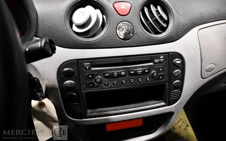 CITROEN C3 1,4 85 EXCLUSIVE BLEU CH-050-CZ