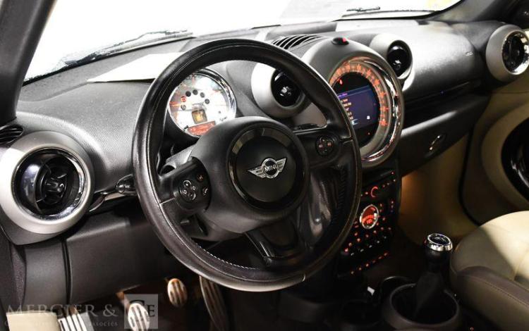 MINI COUNTRYMAN 2.0 SD 145 COOPER ALL4 NOIR CH-346-KT