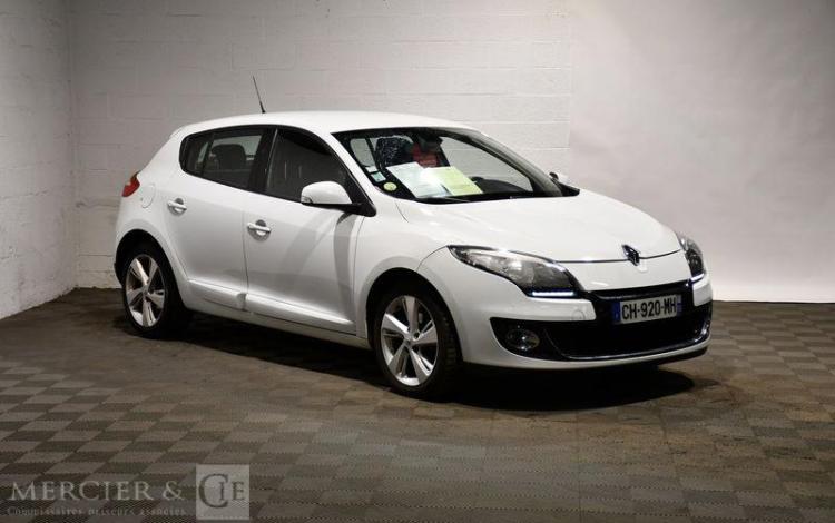 RENAULT MEGANE 1.6 DCI 130CH ENERGY DYNAMIQUE BLANC CH-920-MH