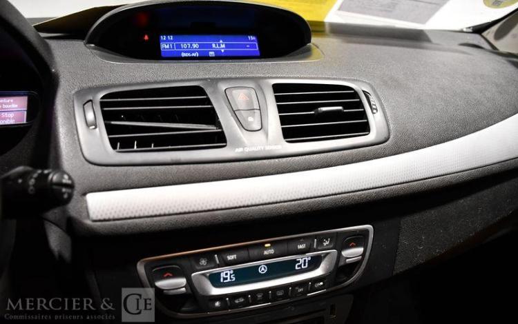 RENAULT MEGANE 1.6 DCI 130CH ENERGY DYNAMIQUE BLANC CH-920-MH