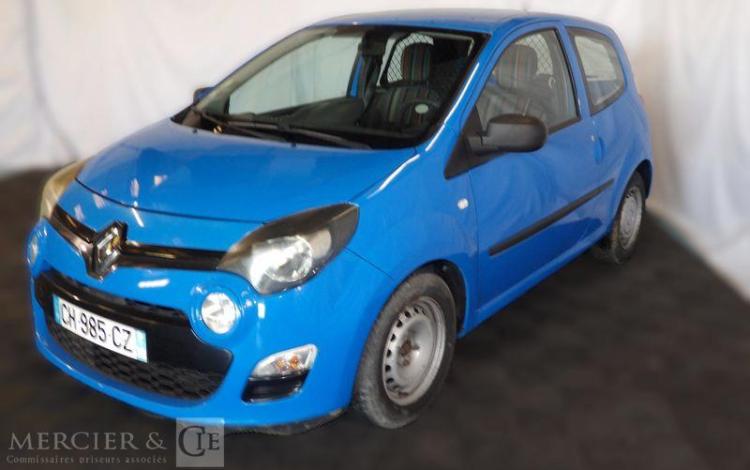 RENAULT TWINGO II DCI  CH-985-CZ
