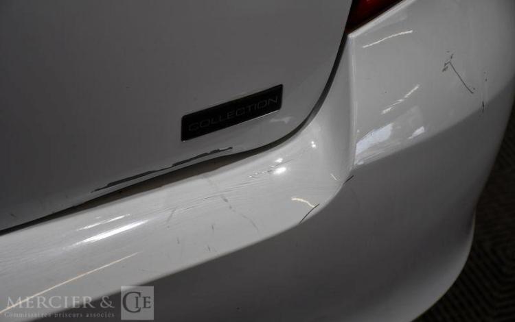 RENAULT CLIO 1,5 DCI 75CH COLLECTION BLANC CN-524-RB