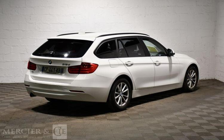 BMW SERIE 3 TOURING 2,0 318D 145 LOUNGE BVA BLANC CP-441-KB