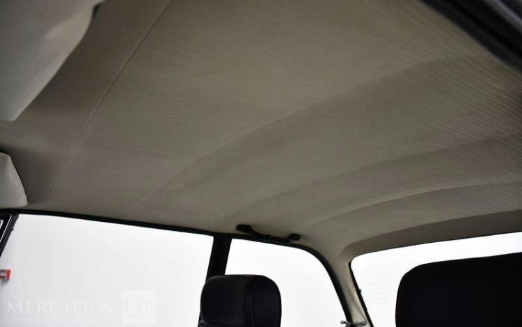 BMW 2002 TII BLANC CR-391-ZM
