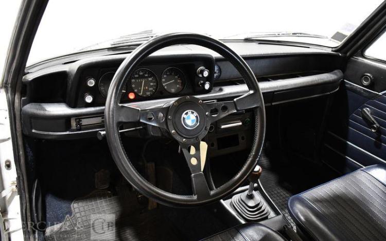 BMW 2002 TII BLANC CR-391-ZM