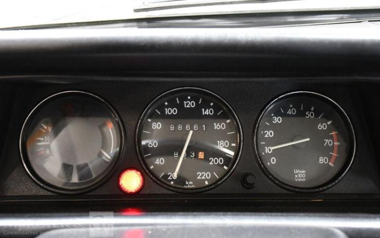BMW 2002 TII BLANC CR-391-ZM