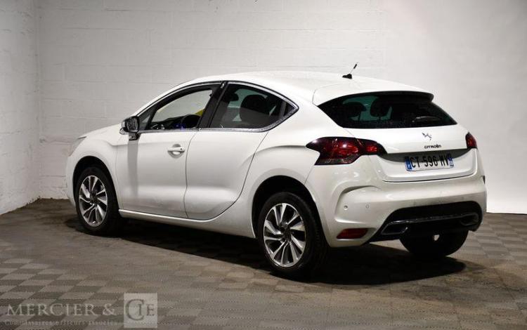 CITROEN DS4 BLUEHDI110  SO CHIC BLANC CT-596-MV