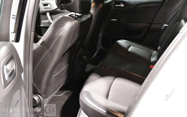 CITROEN DS4 BLUEHDI110  SO CHIC BLANC CT-596-MV