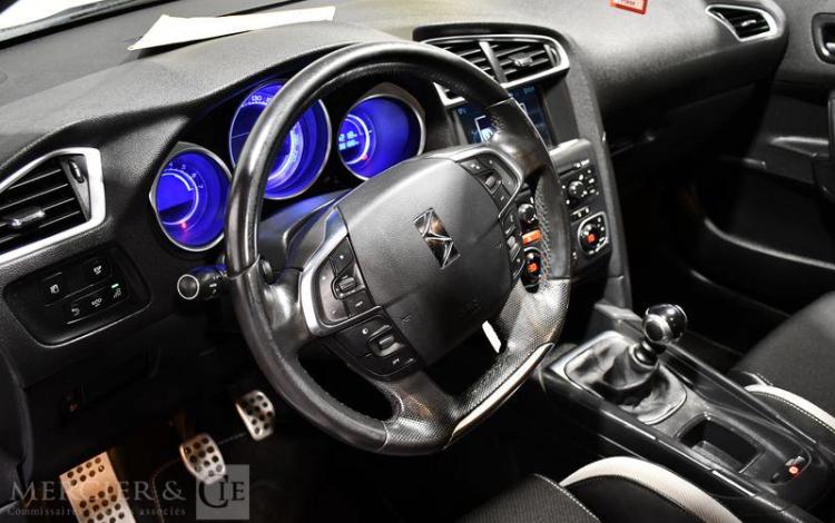 CITROEN DS4 BLUEHDI110  SO CHIC BLANC CT-596-MV