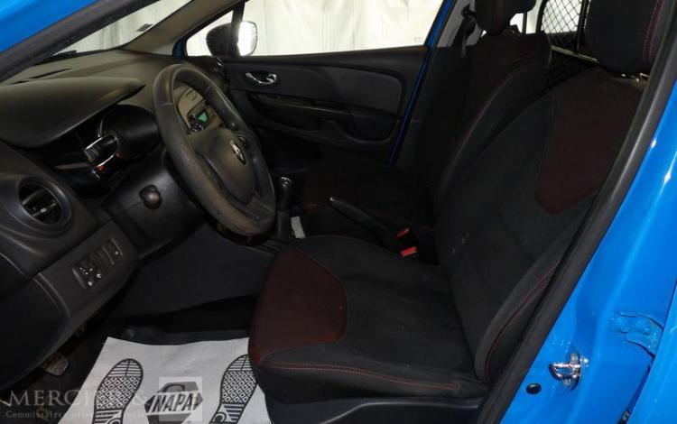 RENAULT CLIO IV BLEU CW-270-LX