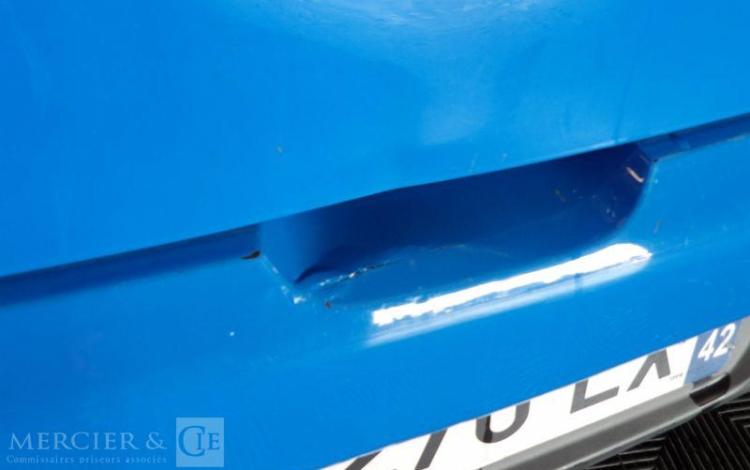 RENAULT CLIO IV BLEU CW-270-LX