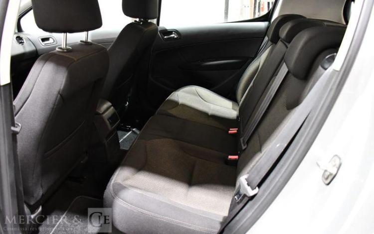 PEUGEOT 308 1,6 HDI BUSINESS PACK GRIS CW-578-NT