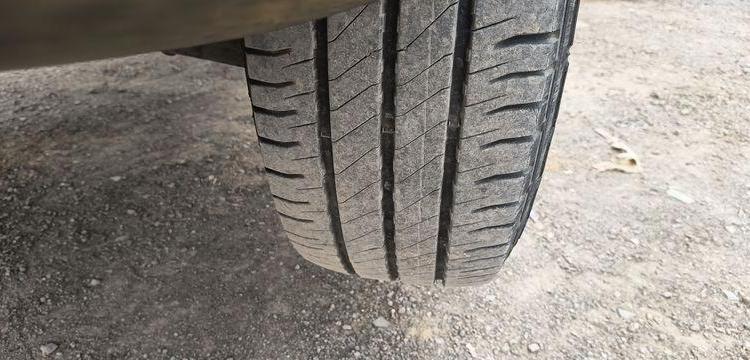 IVECO DAILY 35S11 AVEC NACELLE MULTITEL 160 ALU/DS 16M – 5537 HEURES – 131066 KMS ROUGE DA-510-PB