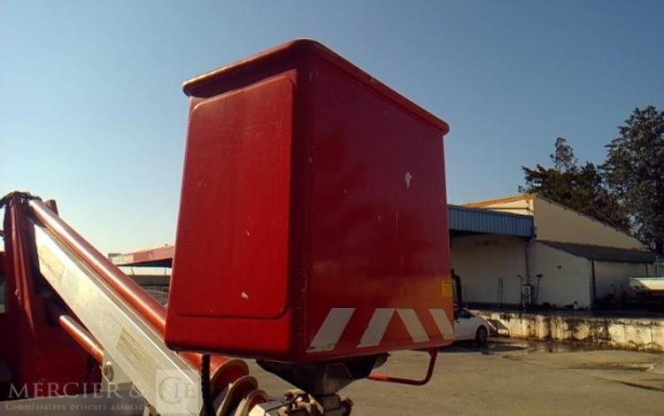 IVECO 35S AVEC NACELLE 20M  DC-572-JW
