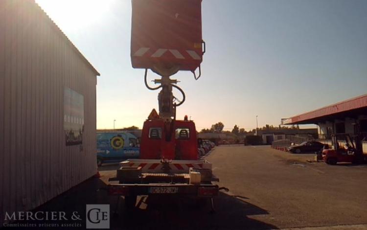 IVECO 35S AVEC NACELLE 20M  DC-572-JW