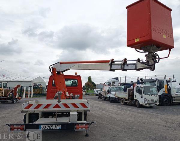 IVECO 35S AVEC NACELLE 16M  – NON ROULANT -TREUIL  DD-705-AF