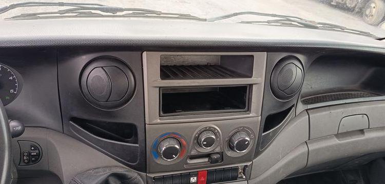 IVECO 35S AVEC NACELLE 16M  – NON ROULANT -TREUIL  DD-705-AF