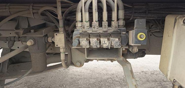 IVECO 35S AVEC NACELLE 16M  – NON ROULANT -TREUIL  DD-705-AF