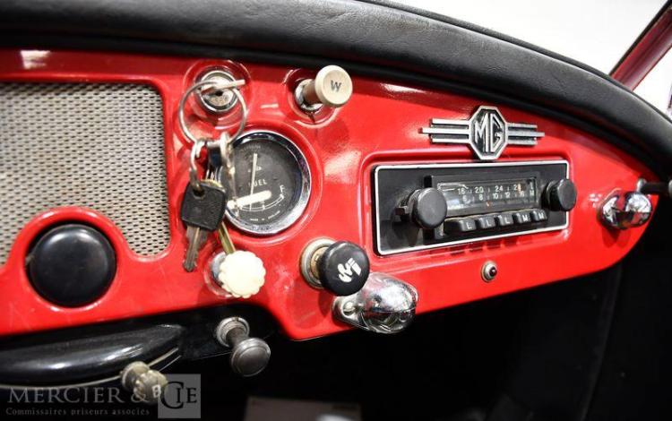 MG MG A CABRIOLET  DD-747-PH
