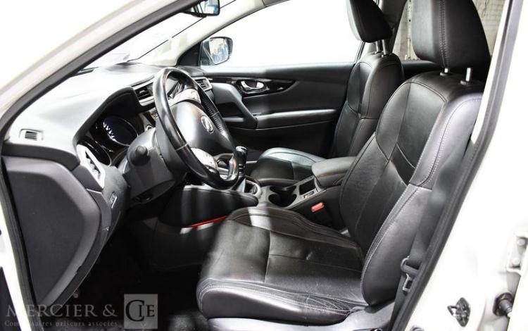 NISSAN QASQHAI GENERATION-II 1.2 DIGT 115CH VISIA 2WD BLANC DE-358-HL