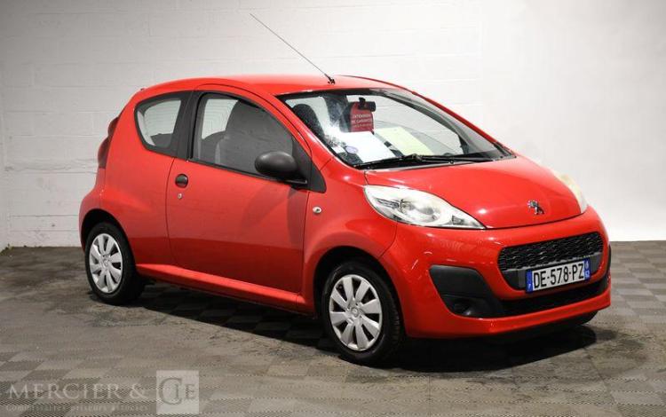 PEUGEOT 107 1,0 70 URBAN ROUGE DE-578-PZ
