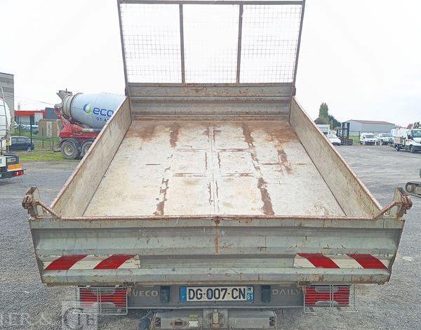 IVECO 35C13 BENNE SIMPLE CABINE COFFRE  DG-007-CN