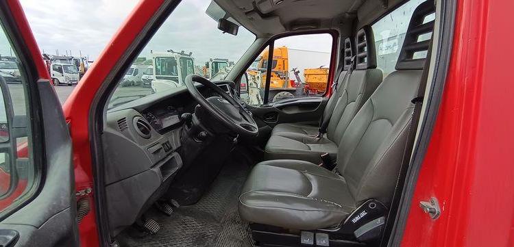 IVECO 35C13 BENNE SIMPLE CABINE COFFRE  DG-007-CN