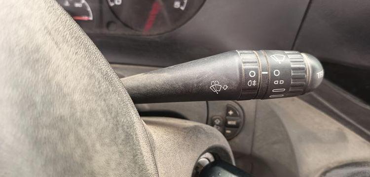 IVECO 35C13 BENNE SIMPLE CABINE COFFRE  DG-007-CN