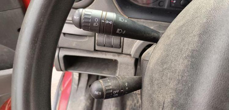 IVECO 35C13 BENNE SIMPLE CABINE COFFRE  DG-007-CN