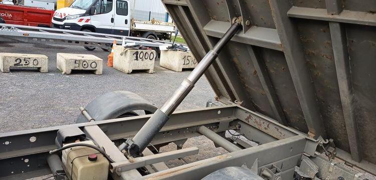 IVECO 35C13 BENNE SIMPLE CABINE COFFRE  DG-007-CN