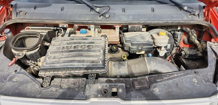IVECO 35C13 BENNE SIMPLE CABINE COFFRE  DG-007-CN