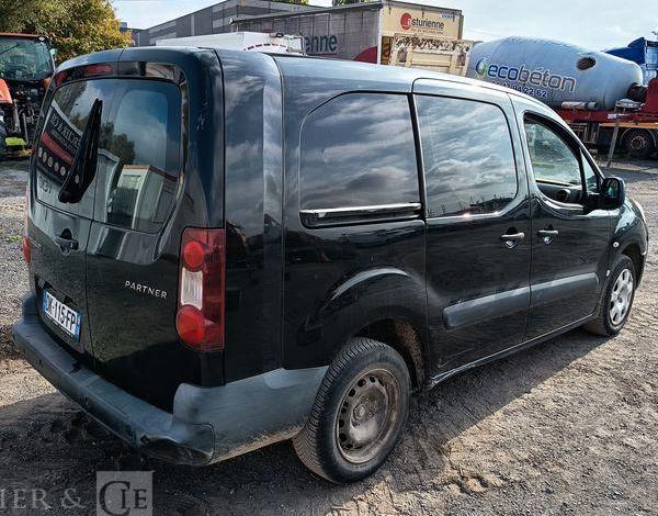 PEUGEOT PARTNER CABINE APPROFONDIE 1.6 HDI 90 121L2 NOIR DK-115-FP