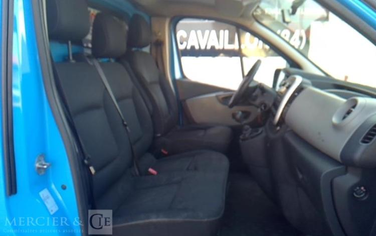 RENAULT TRAFIC III  DN-005-JH