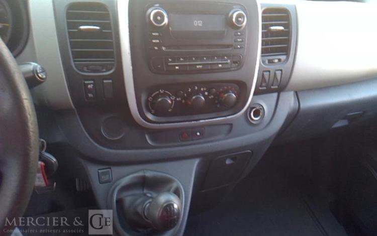 RENAULT TRAFIC III  DN-005-JH