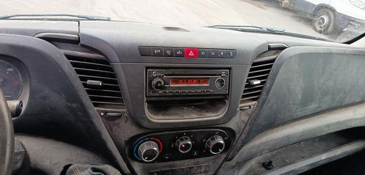 IVECO 35C15  BENNE DOUBLE CABINE  DQ-269-EV