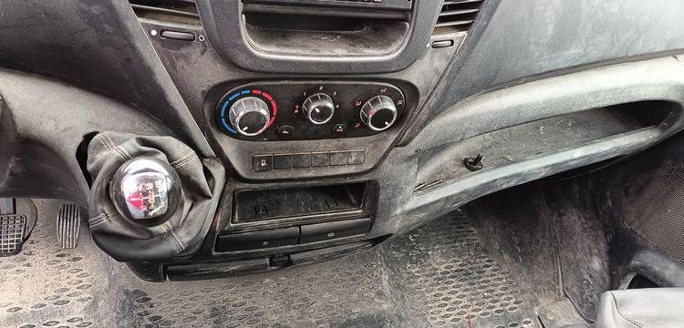 IVECO 35C15  BENNE DOUBLE CABINE  DQ-269-EV