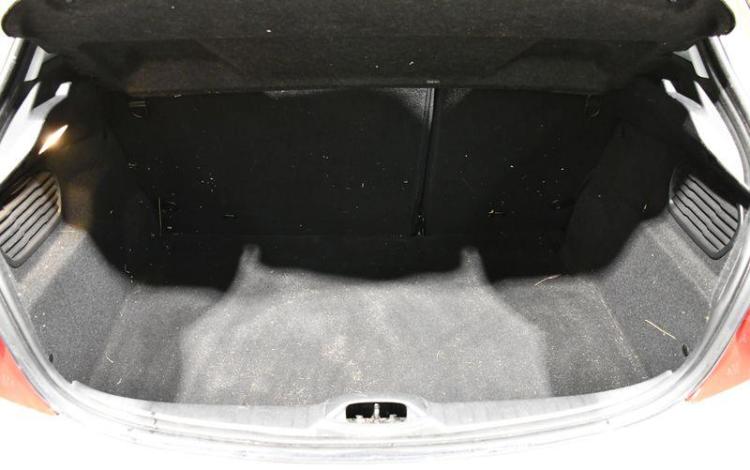 PEUGEOT 208 1,6 VTI 120CH FELINE BLANC DQ-471-WM