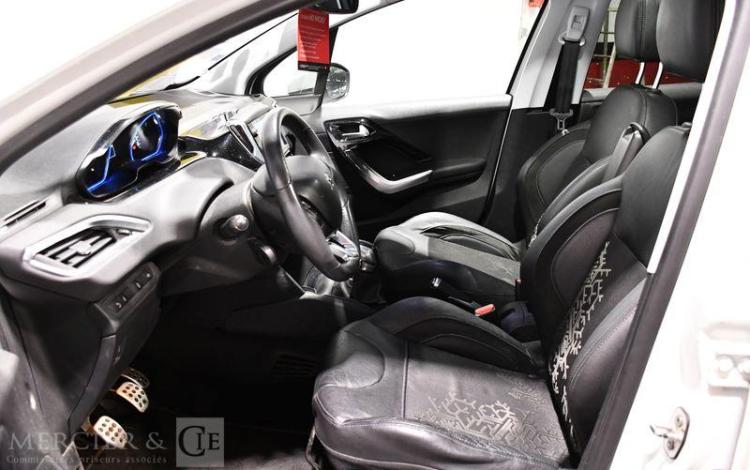 PEUGEOT 208 1,6 VTI 120CH FELINE BLANC DQ-471-WM