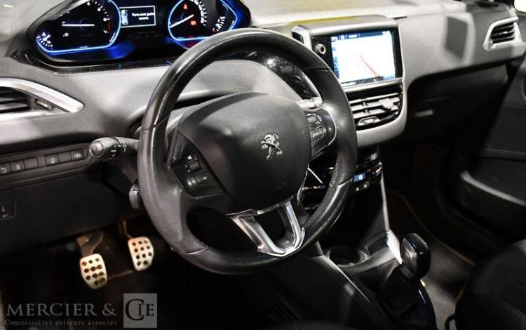 PEUGEOT 208 1,6 VTI 120CH FELINE BLANC DQ-471-WM