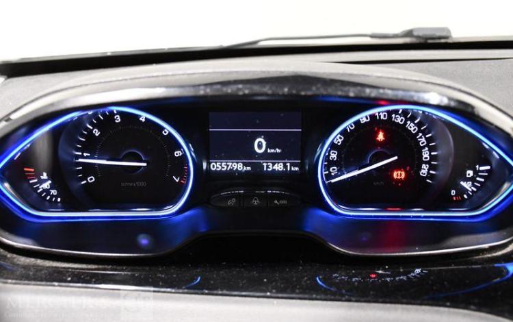 PEUGEOT 208 1,6 VTI 120CH FELINE BLANC DQ-471-WM
