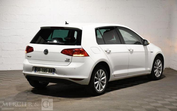 VOLKSWAGEN GOLF VII 1.2 TSI 105CH BLUEMOTION CONFORT LINE BLANC DR-195-AA