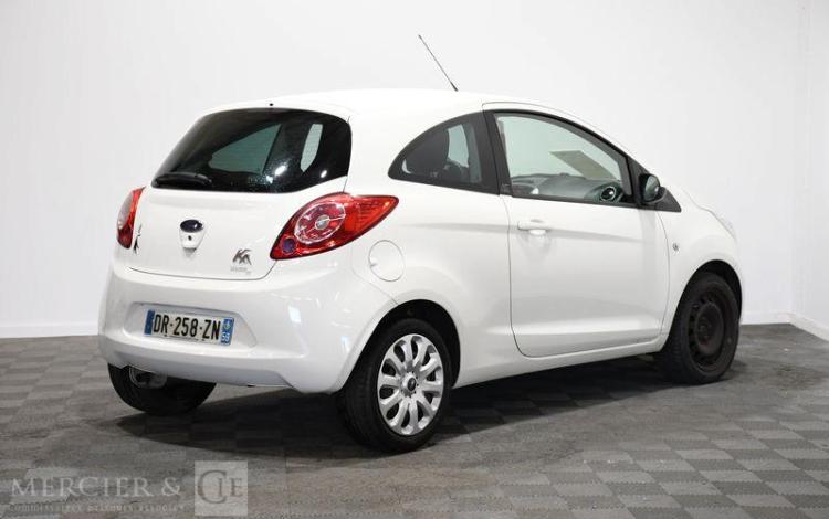 FORD KA 1,2 70 TITANIUM BLANC DR-258-ZN